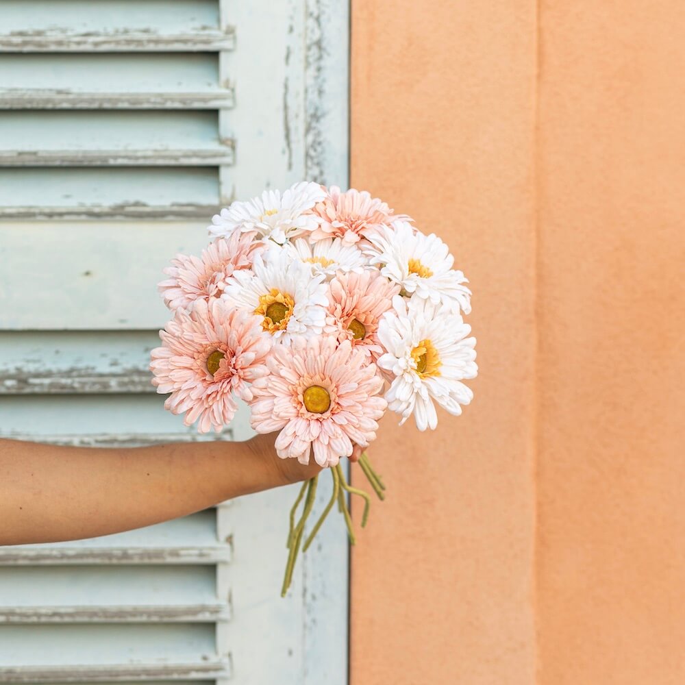 Gerbera En Papier Abricot