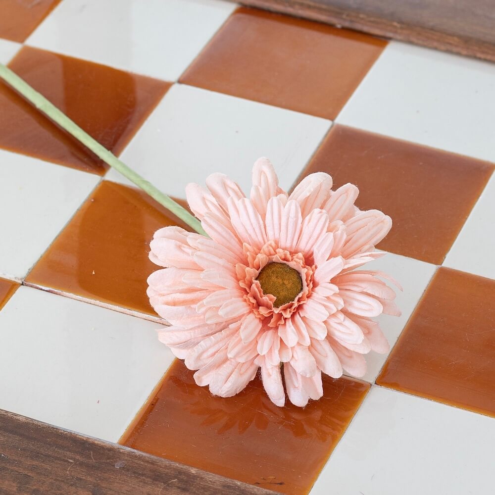Gerbera En Papier Abricot