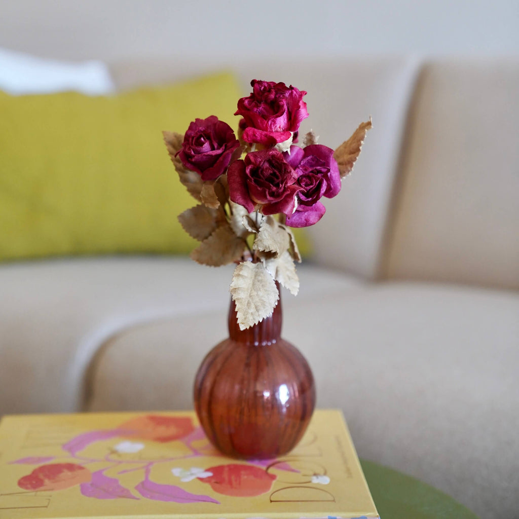 Petite Rose Séchée En Papier Rouge