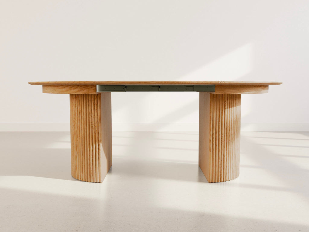 Freya - Extendable Round Dining Table With 2 Storage Compartments 4 To 8 People - Wood Effect - Wood