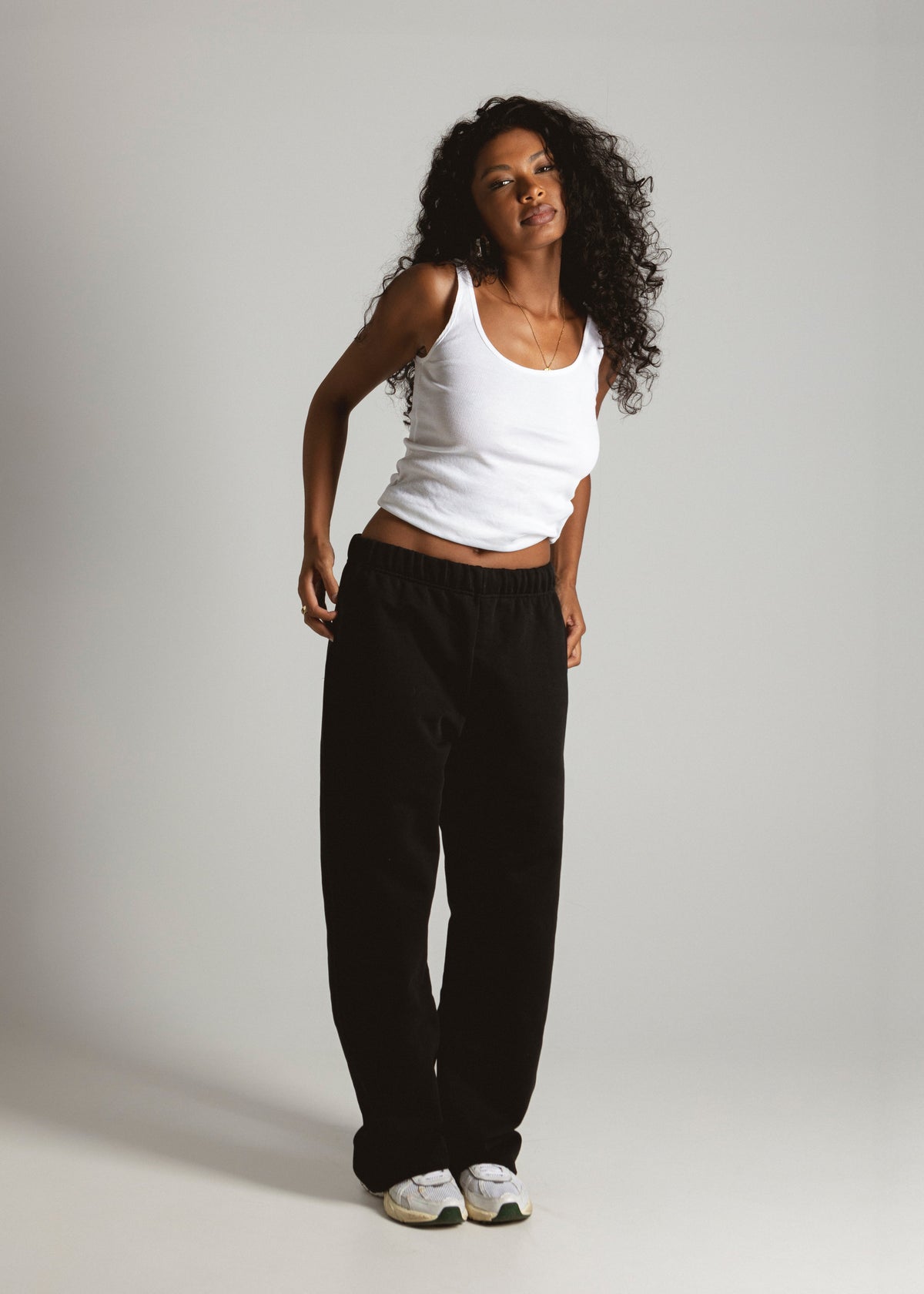Spodnie dresowe Comfort Zone – Black