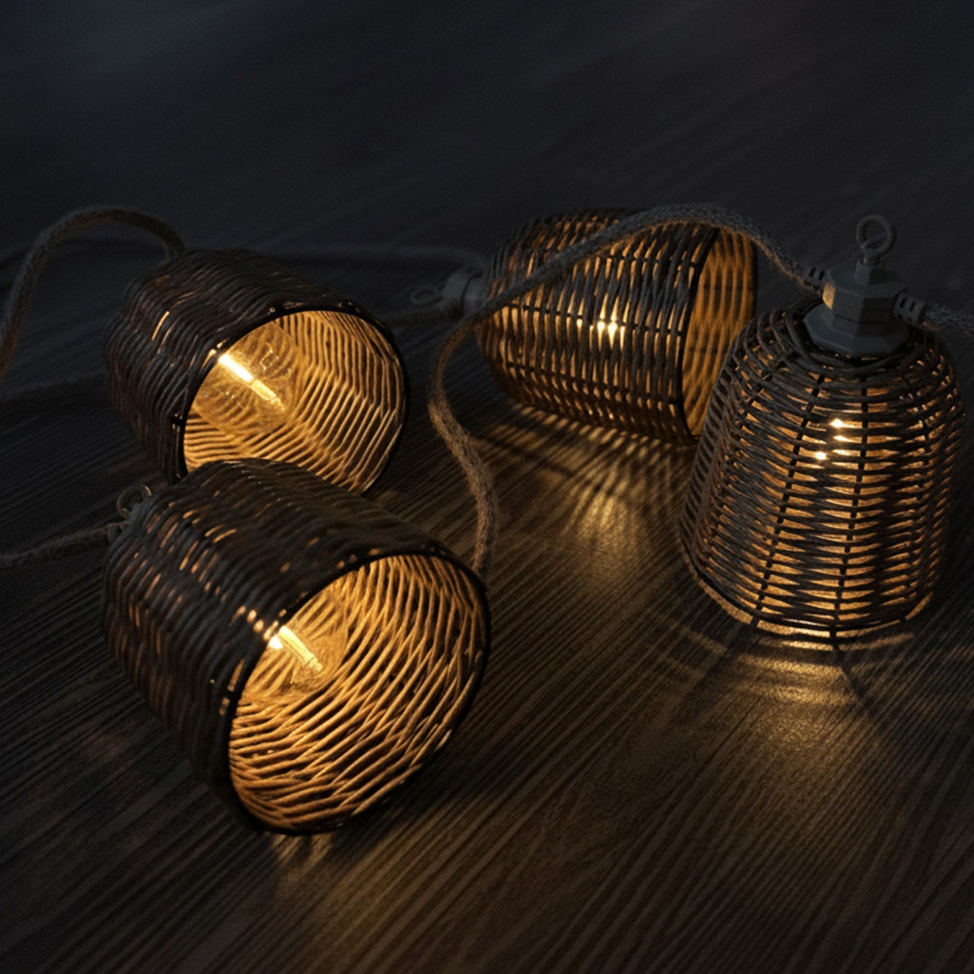 Formentera - Hybrid Solar Garland - Polyrattan - Brown