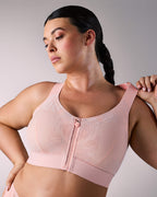 mujer con sujetador deportivo hastko BRA N°92 #color_nude