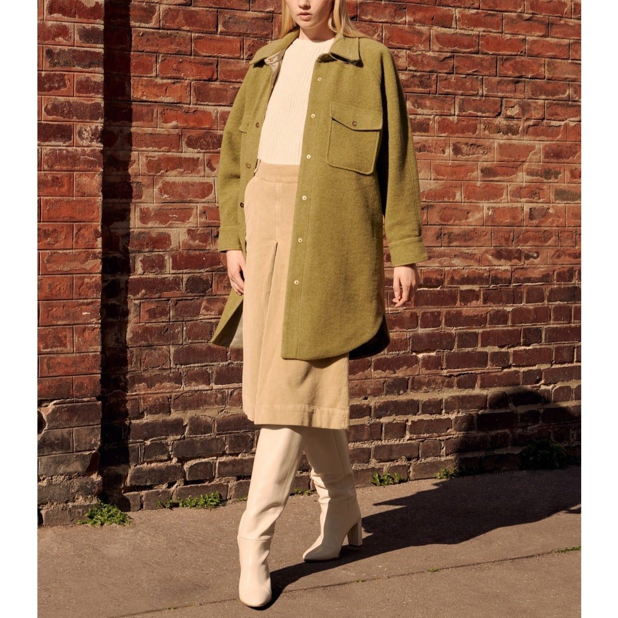 Abrigo Manah - Oliva Militar - Mujer