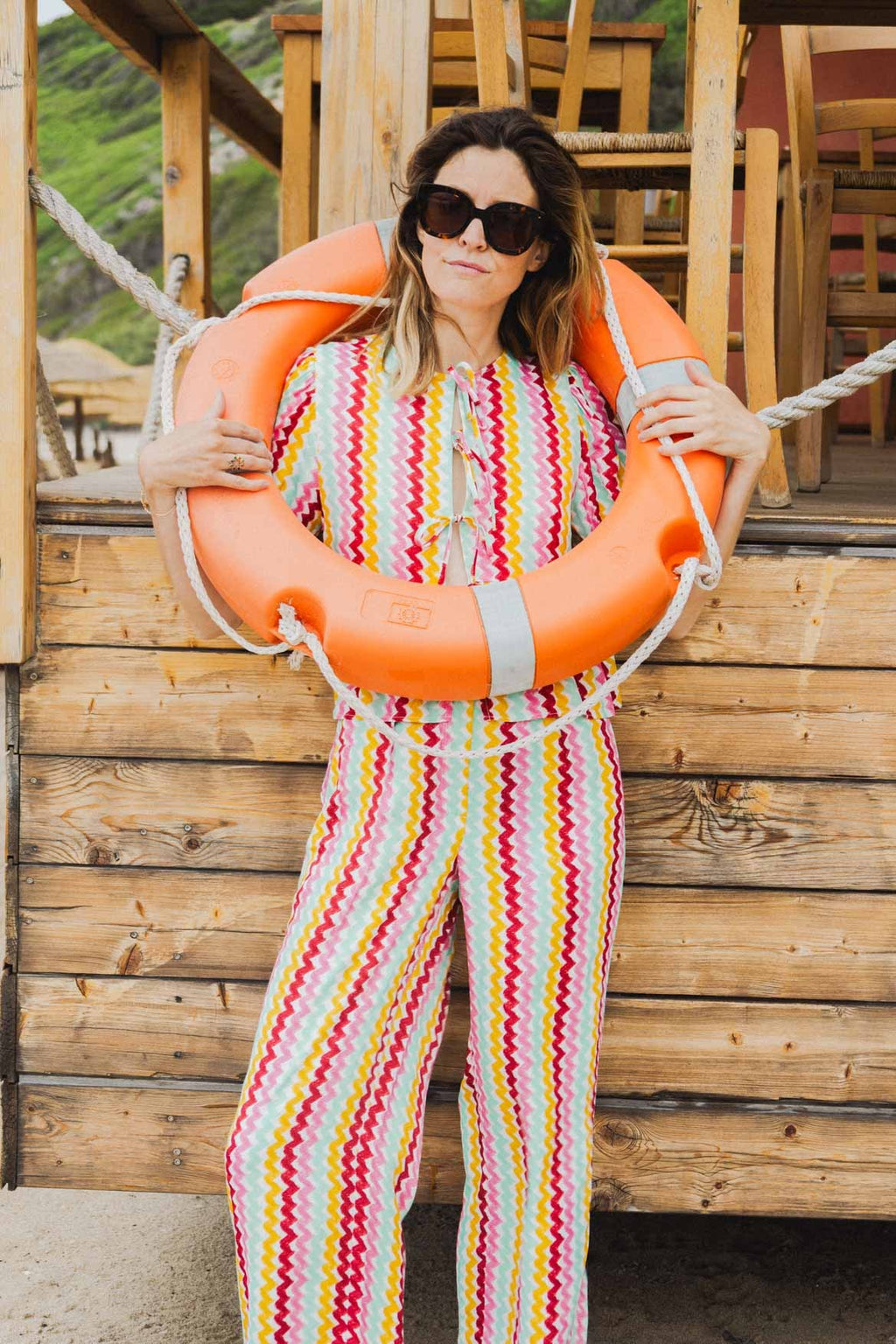 Conjunto Top Aimée + Pantalón Tilda Orphism Lines Arco Iris