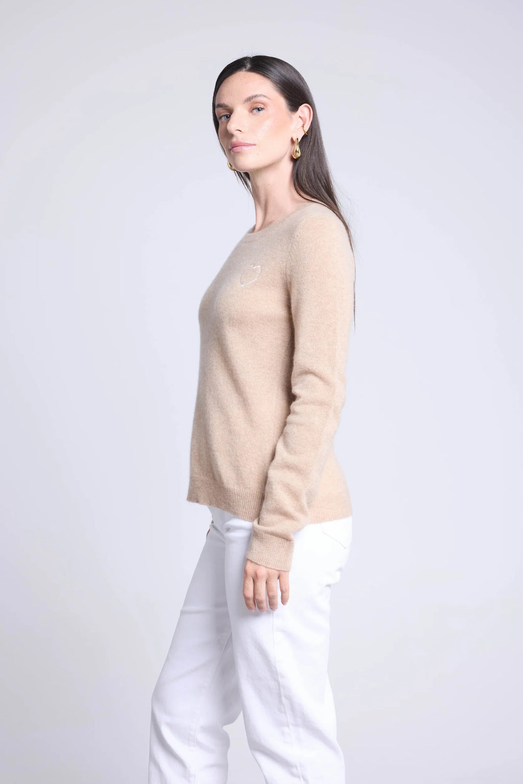 Jersey de cuello redondo corazón bordado Anubis - Beige crema blanco - Mujer
