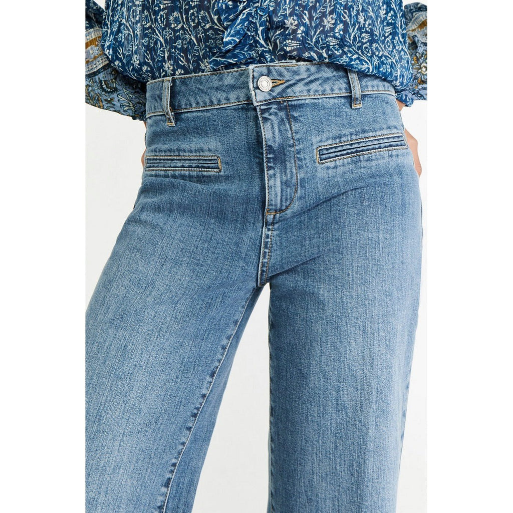 Nello Straight-Cut Jeans - Light Indigo