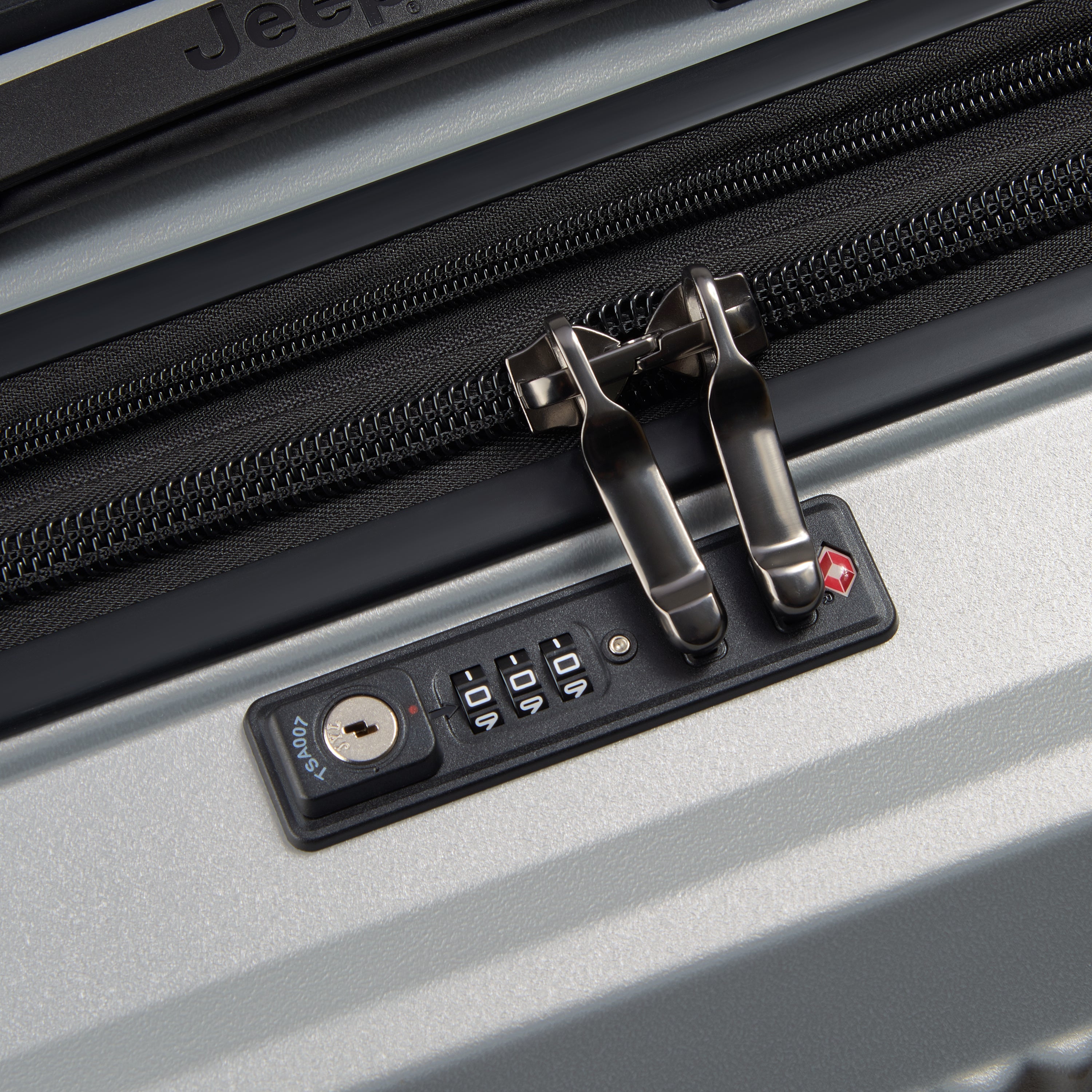 Jeep Medium Stay Suitcase - Silver
