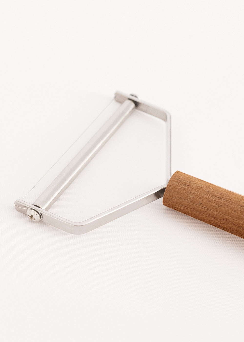 Kitchenware Essentials - Fil A Fromage Avec Manche En Bois D'Acacia