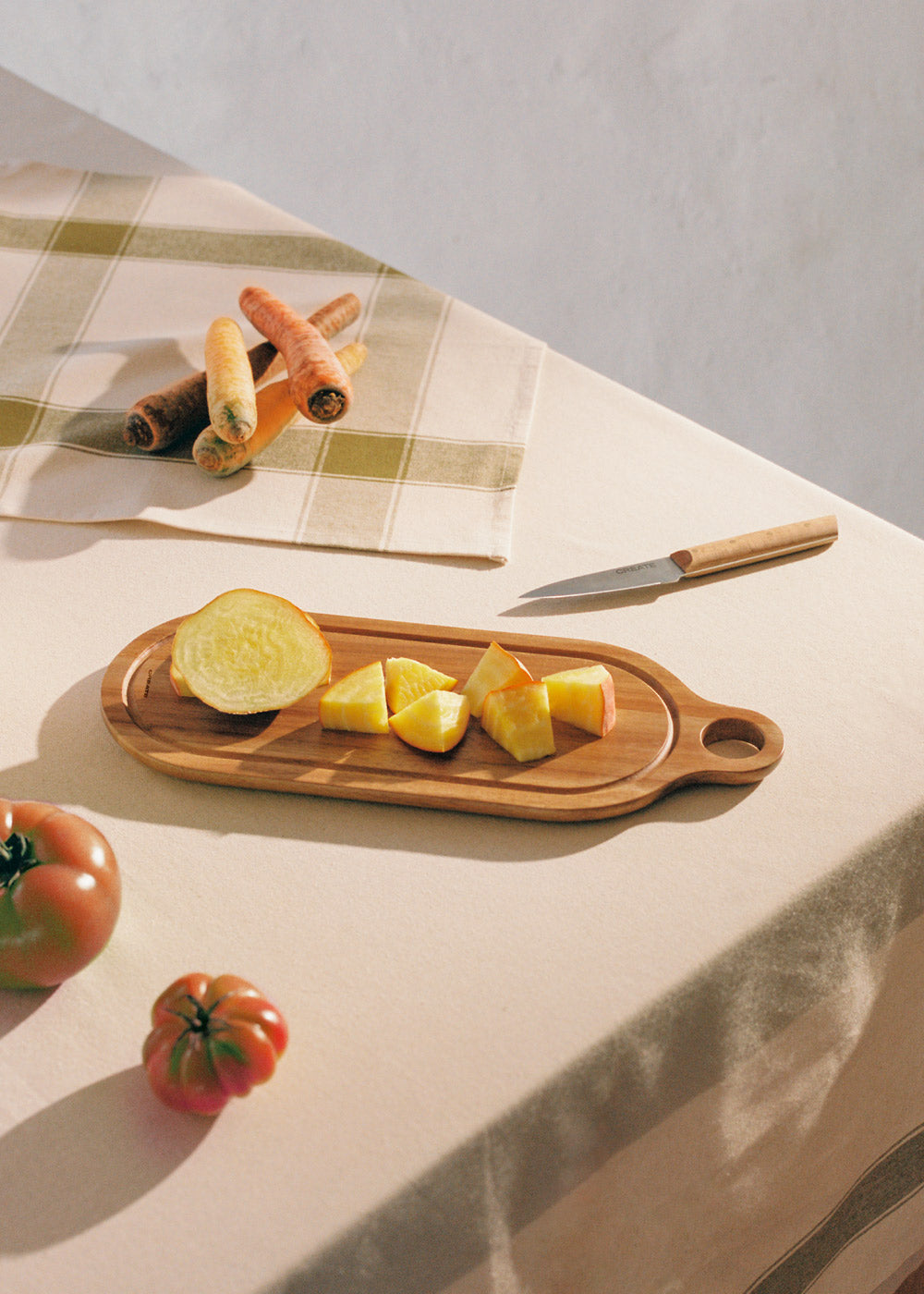 Kitchenware Essentials - Planche A Découper En Bois D’Acacia - Longue