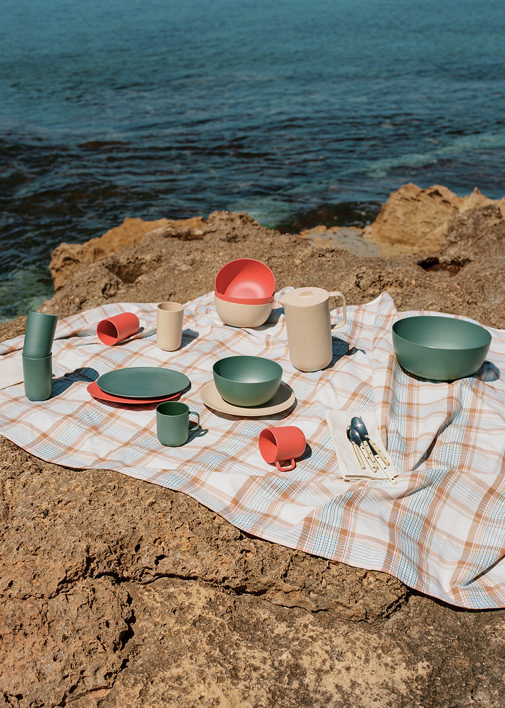 Kitchenware Outdoor Eco - Service of 4 Plates for Outdoors - Terracotta
