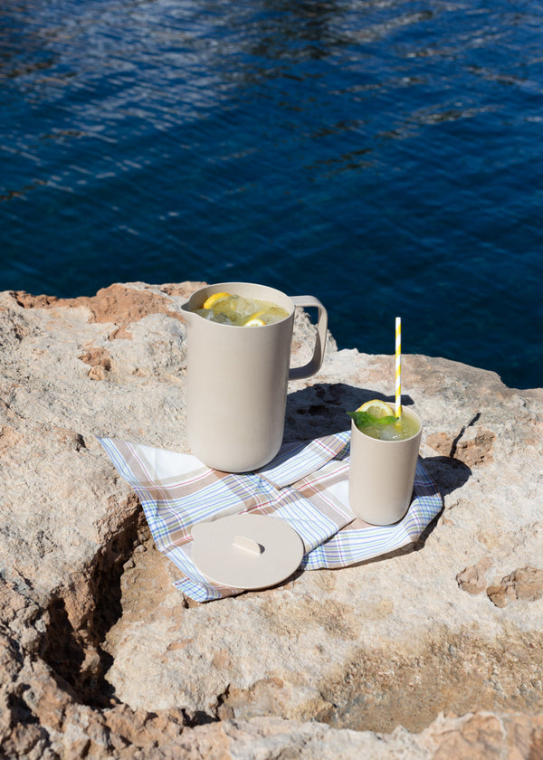 Kitchenware Outdoor Eco - Carafe Service 2L + 4 Glasses 500Ml - Sand
