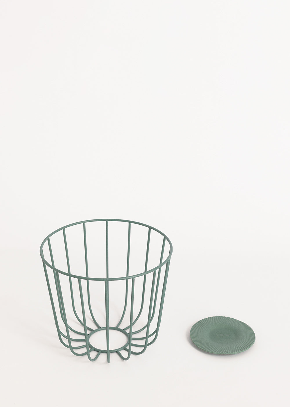 Kitchenware Studio - Grand Panier Métallique Avec Base Antidérapante - Vert Sauge