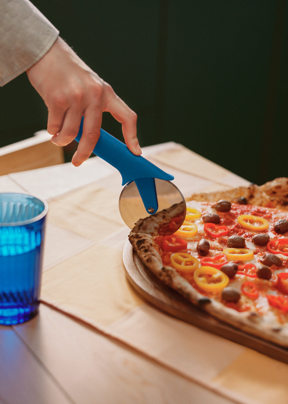 Kitchenware Studio - Roulette A Pizza - Bleu Cobalt