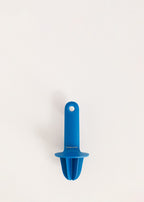 Kitchenware Studio - Manual Citrus Press - Cobalt Blue