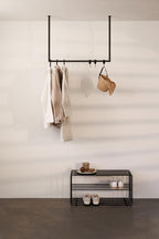 Ropa RUBI con forma minimalista, perfecta para complementos, ropa y complementos.