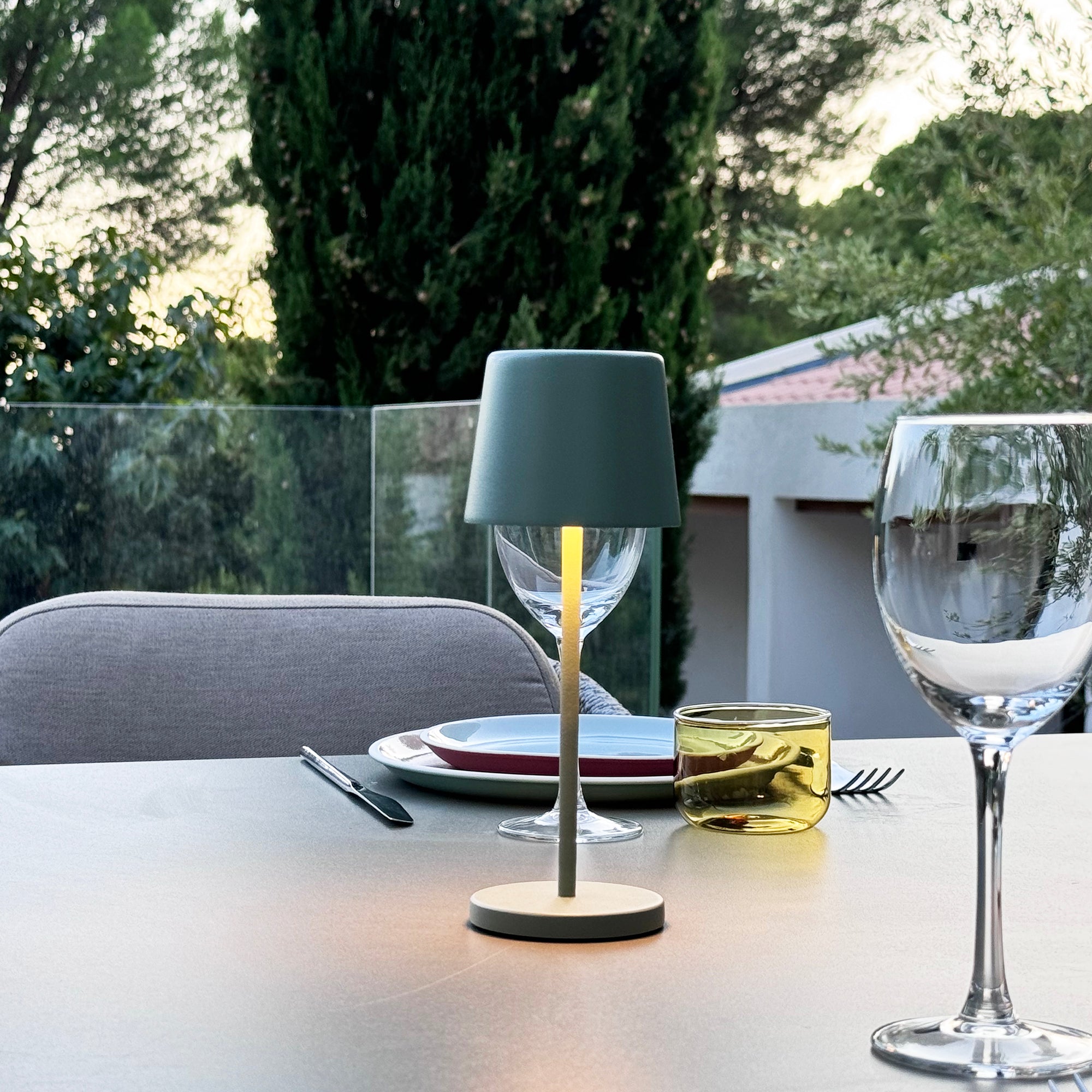 Kelly Mini - Wireless Table Lamp - Steel - Green