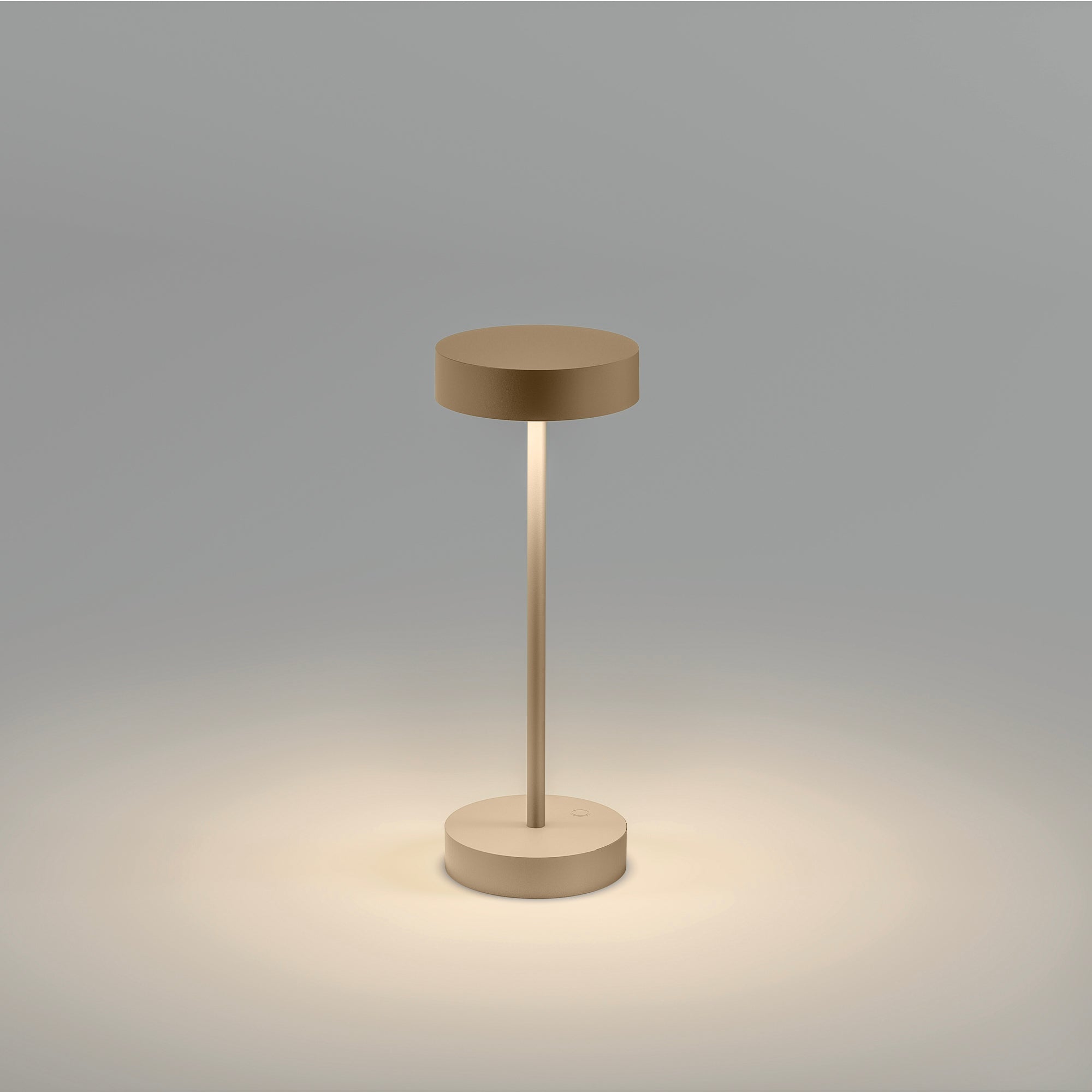 Sandy Mini - Lámpara de mesa inalámbrica - Aluminio - Beige
