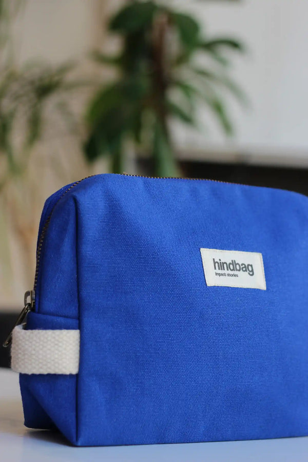 Toilettas Léon Elektrisch blauw Hindbag2