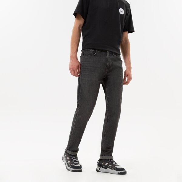 Jean Tapered Taille Mi-Haute Levi's 502 Hi-Ball Noir