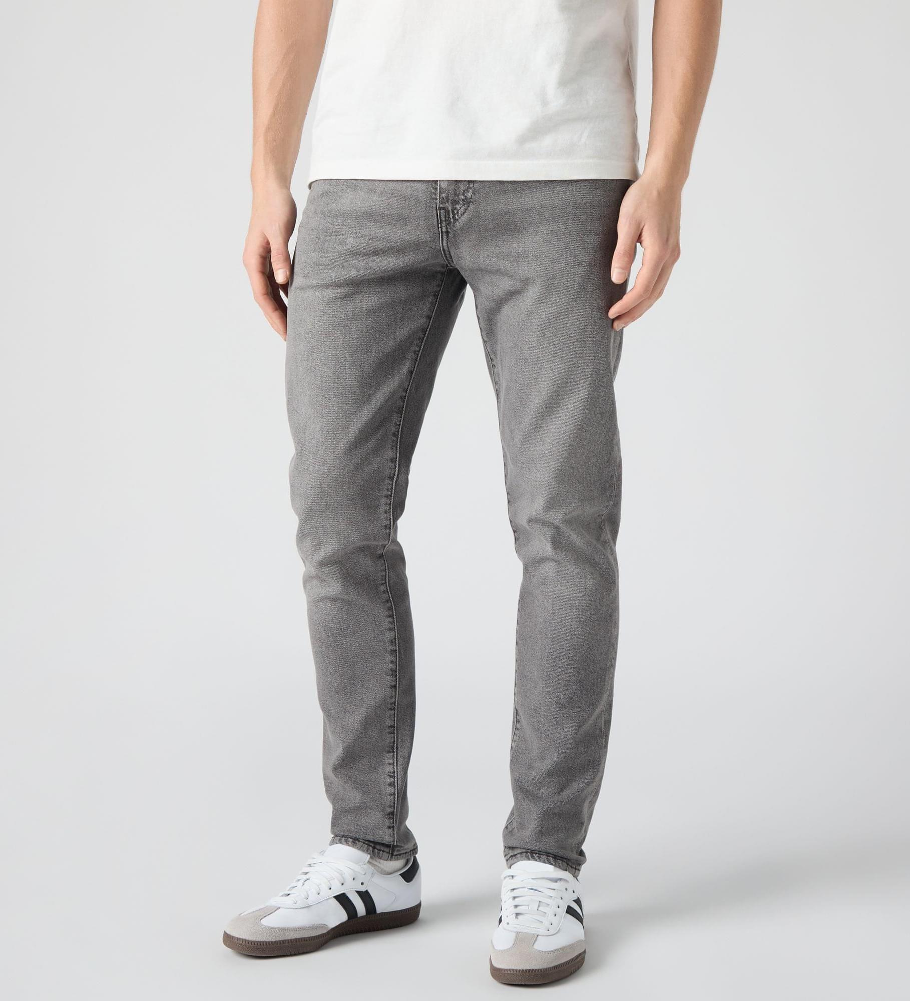 512™ Slim Taper Jeans
