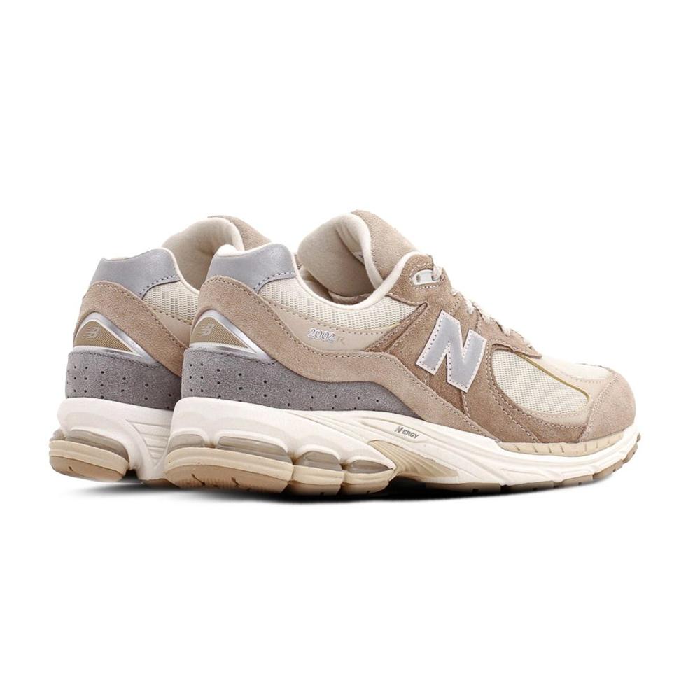 2000R Sneakers - Brown