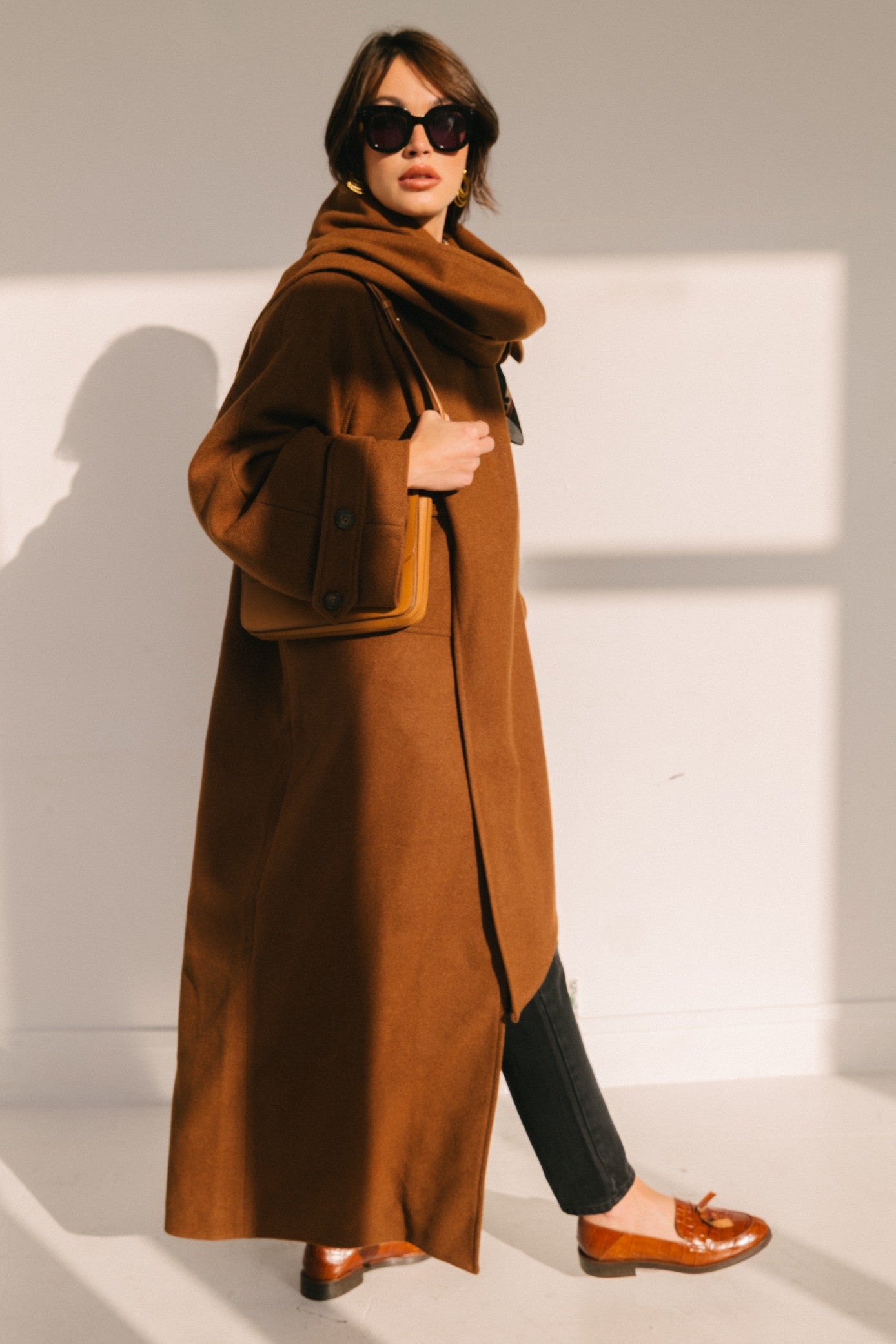 MURPHY WHITE CAMEL COAT