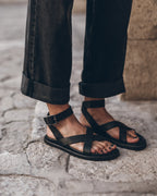 Sandalias The Black Strappy Leather