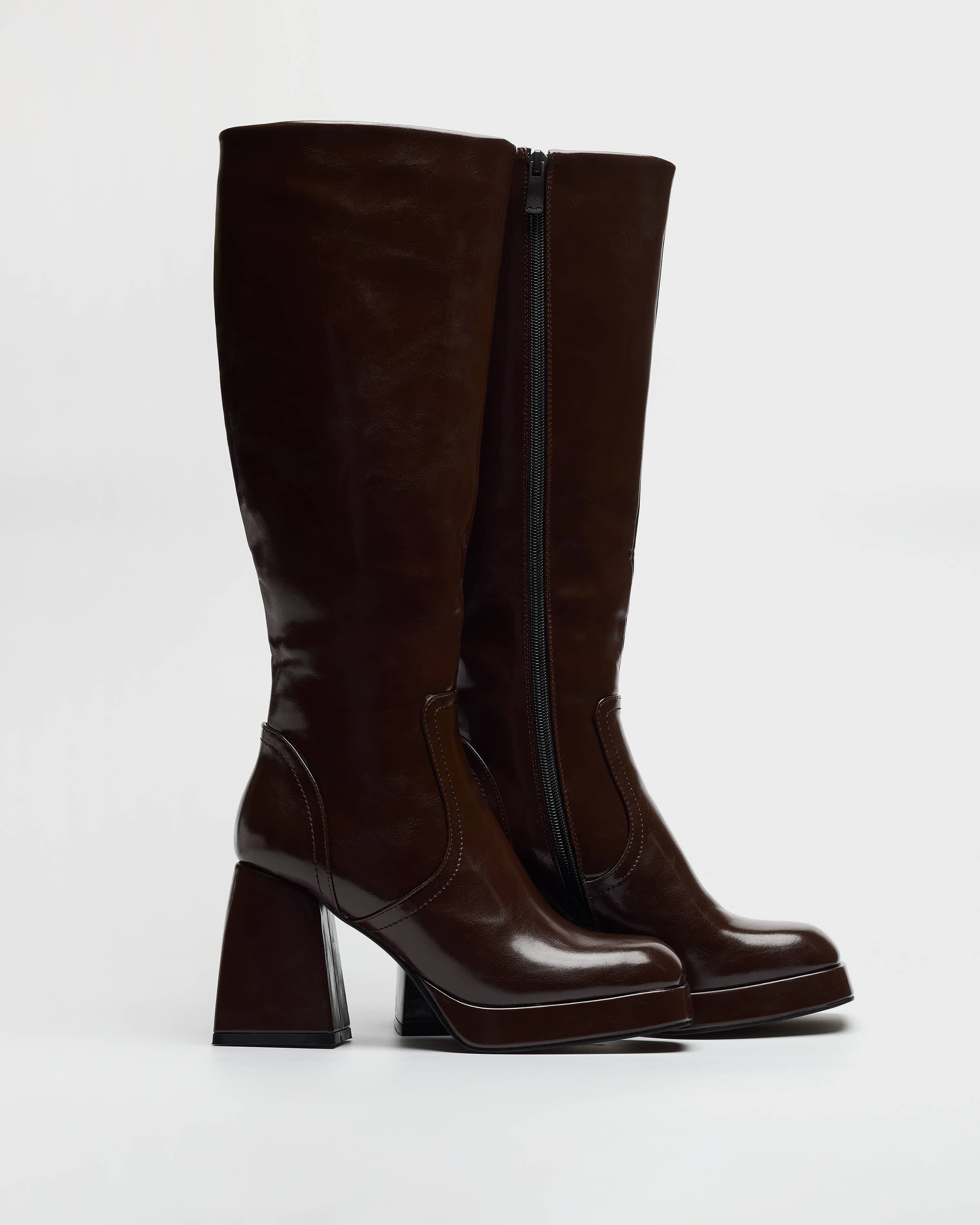 Cream Boots - Chocolate