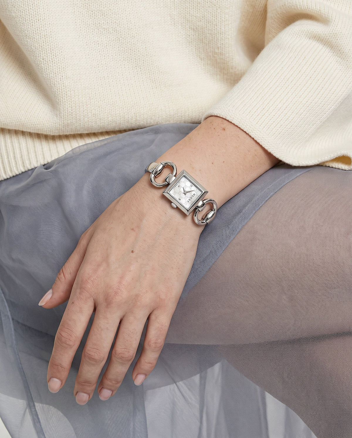 Gucci Tornabuoni Bangle Watch Mother-of-Pearl & Diamonds
