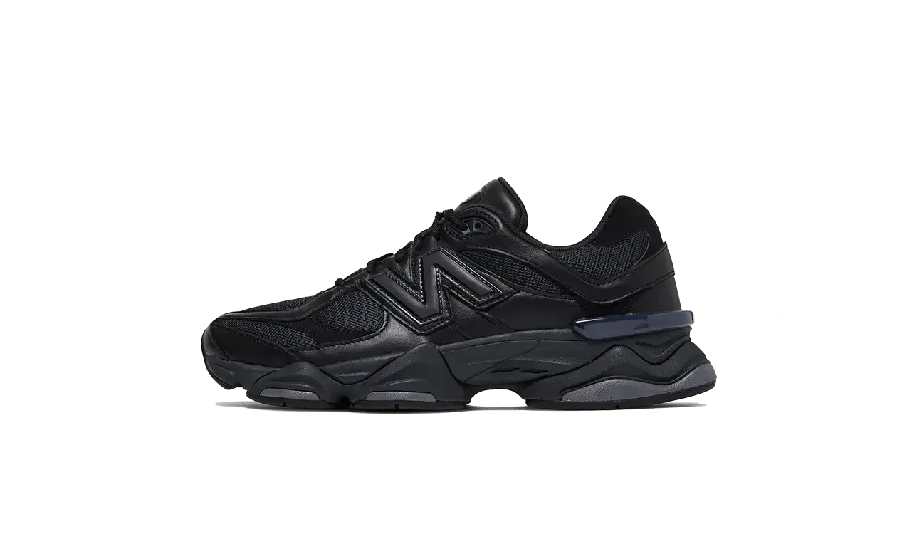 New Balance - 9060 Triple Black Leather - Noir