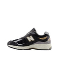 2002R Trainers - Black