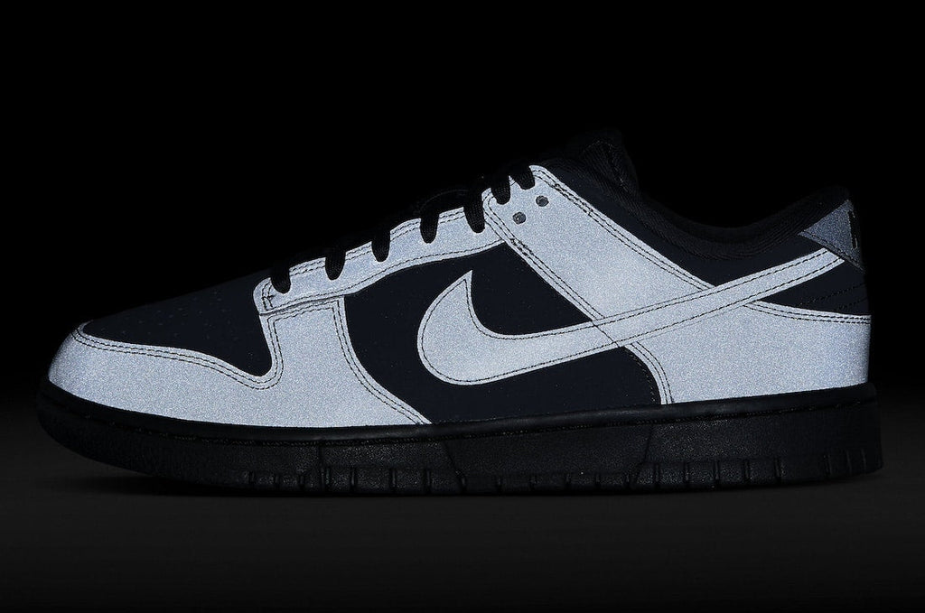 Nike - Dunk Low Cyber Reflective - Noir