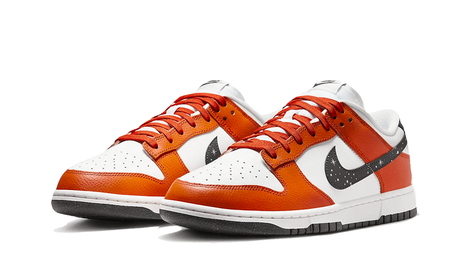 Nike - Dunk Low Starry Swoosh - Blanc