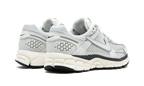 Nike - Zoom Vomero 5 Photon Dust - Gris