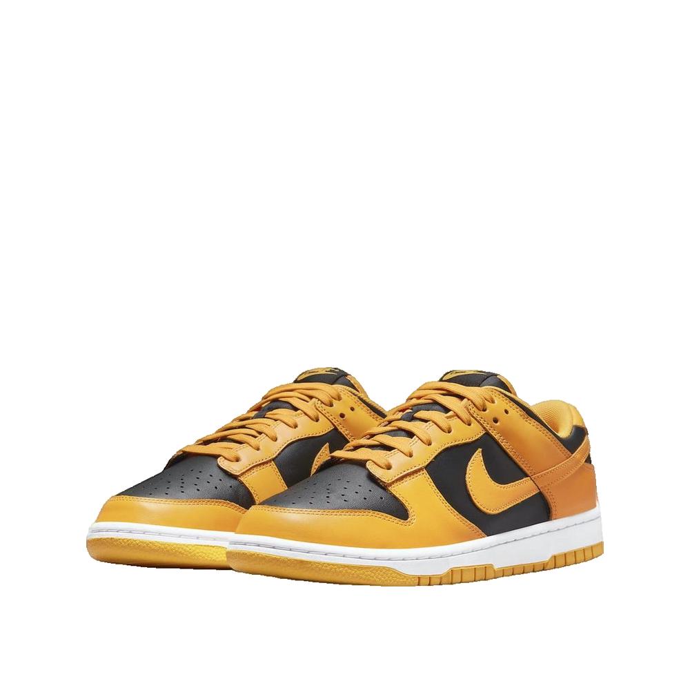 Dunk Low Retro Sneakers - Black