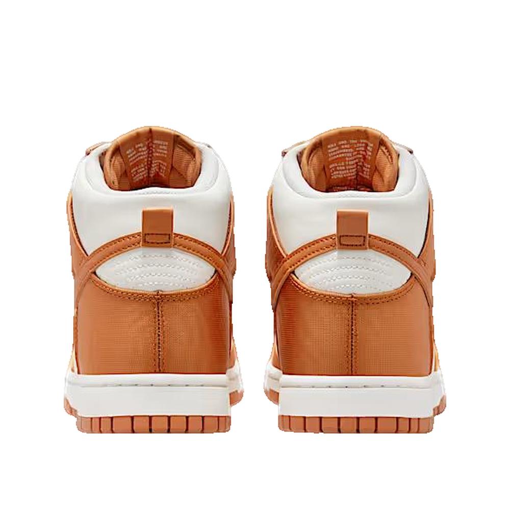 Zapatillas Dunk High Retro SE - Naranja