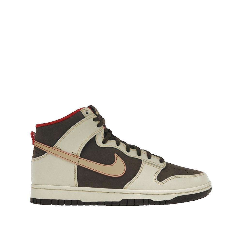Dunk High Retro SE Sneakers - Brown