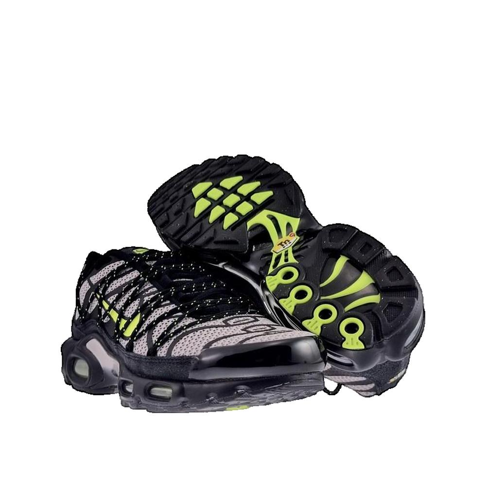 Zapatillas Air Max Plus Utility - Negro