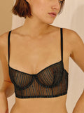 Bustier tipo cesta con rayas plateadas
