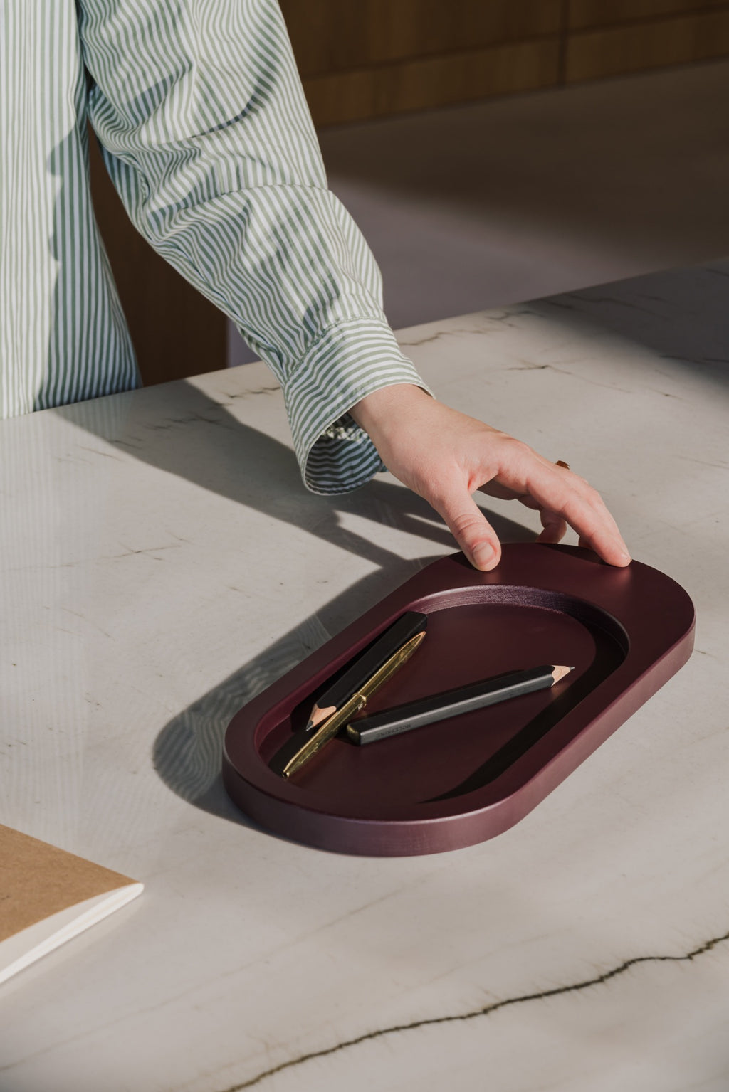 Tenu Tray - Wine Berry