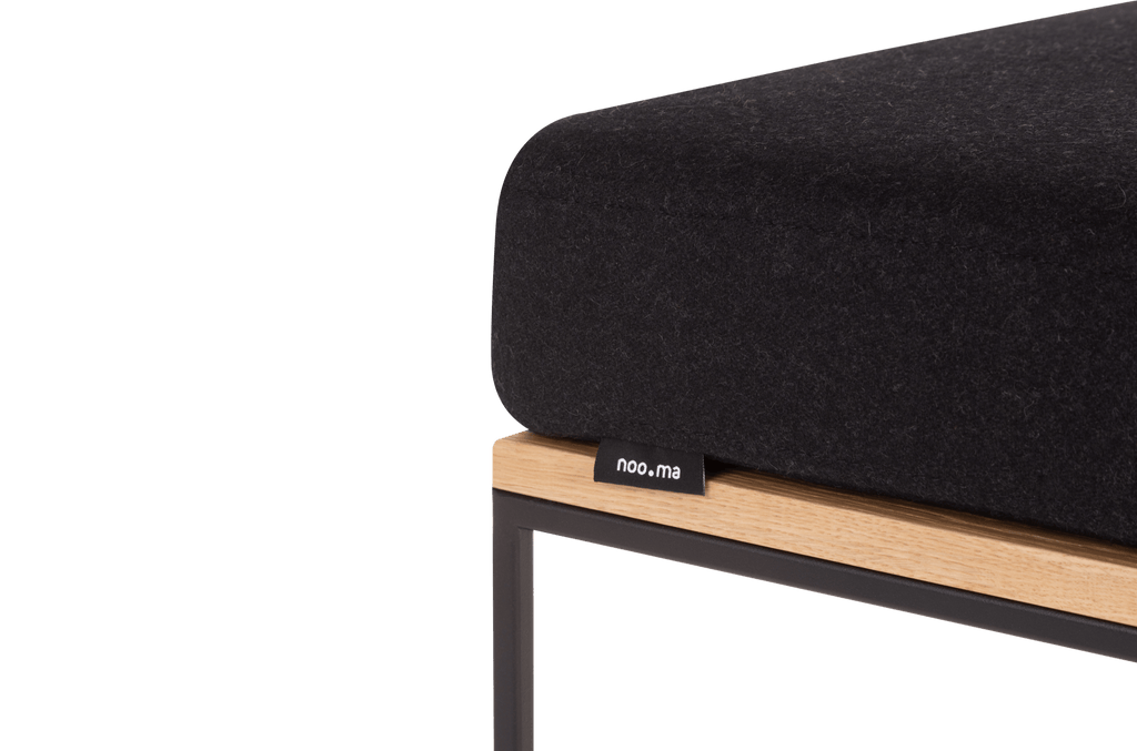 Pouf Feo - Oak Top / Black Tie Wool Cushion