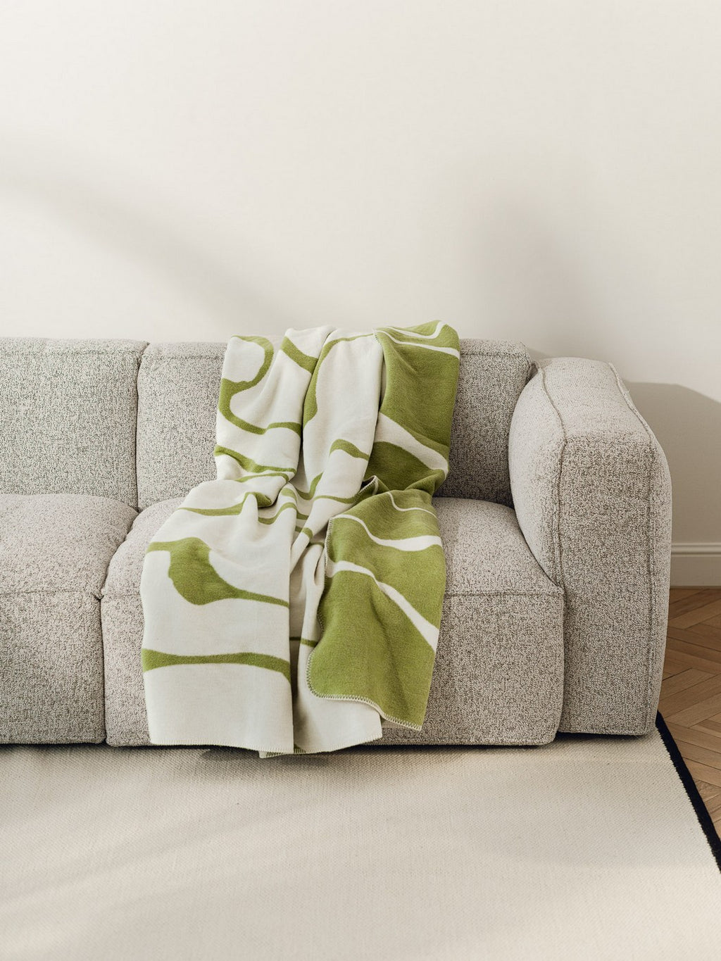 Felu Throw - Matcha Green