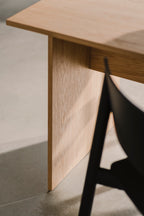 Mesa Hett - Grande - Oak