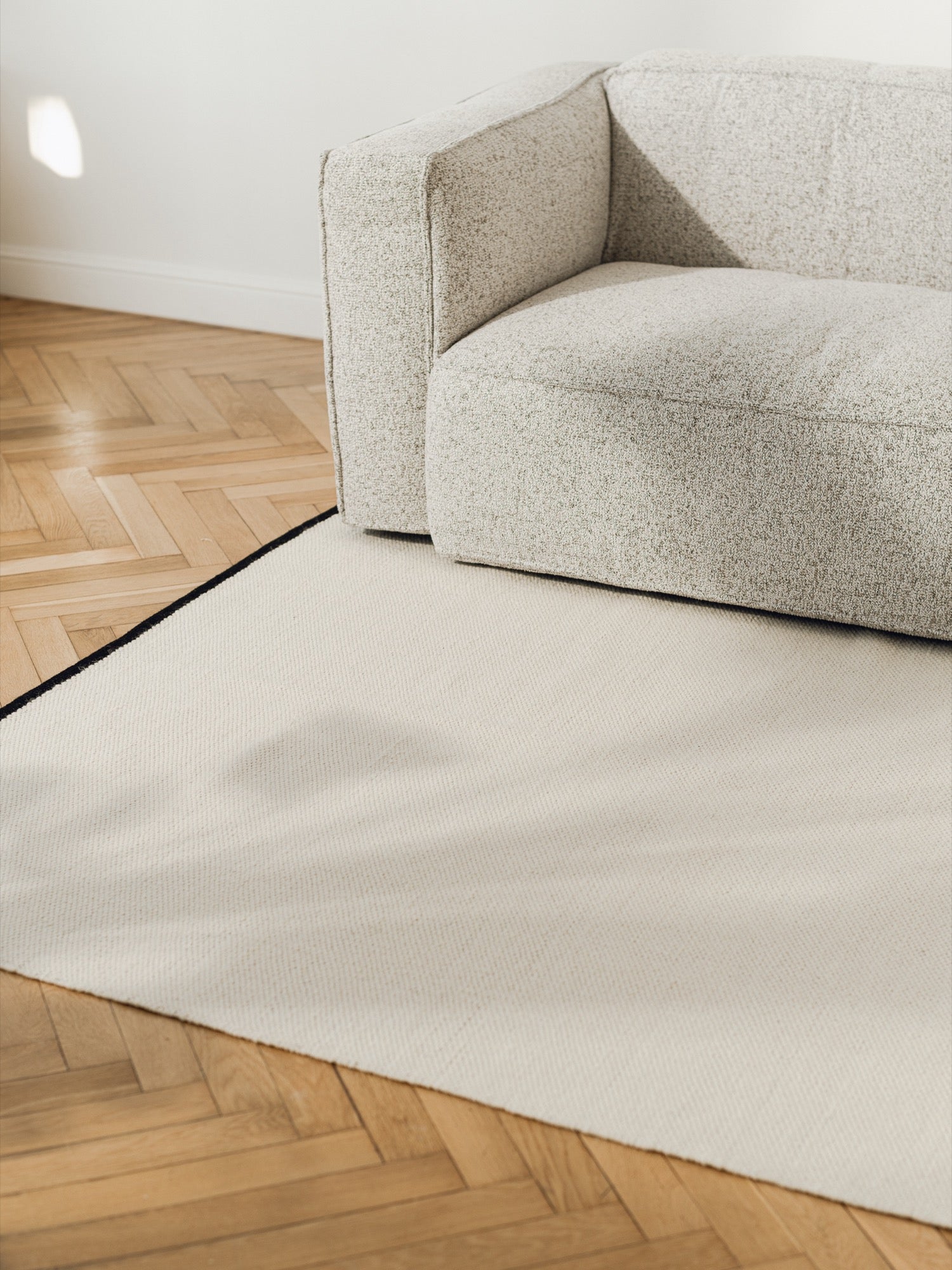 Mavi Rug - Vulcano Black