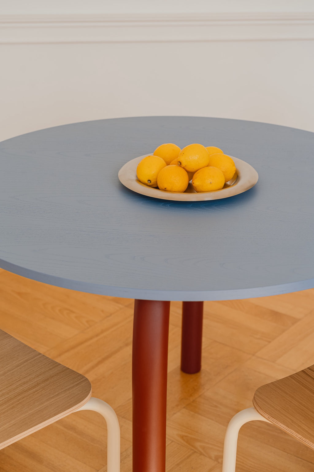 Meko - Table À Manger - Placage Frêne - Frosty Blue & Auburn Red