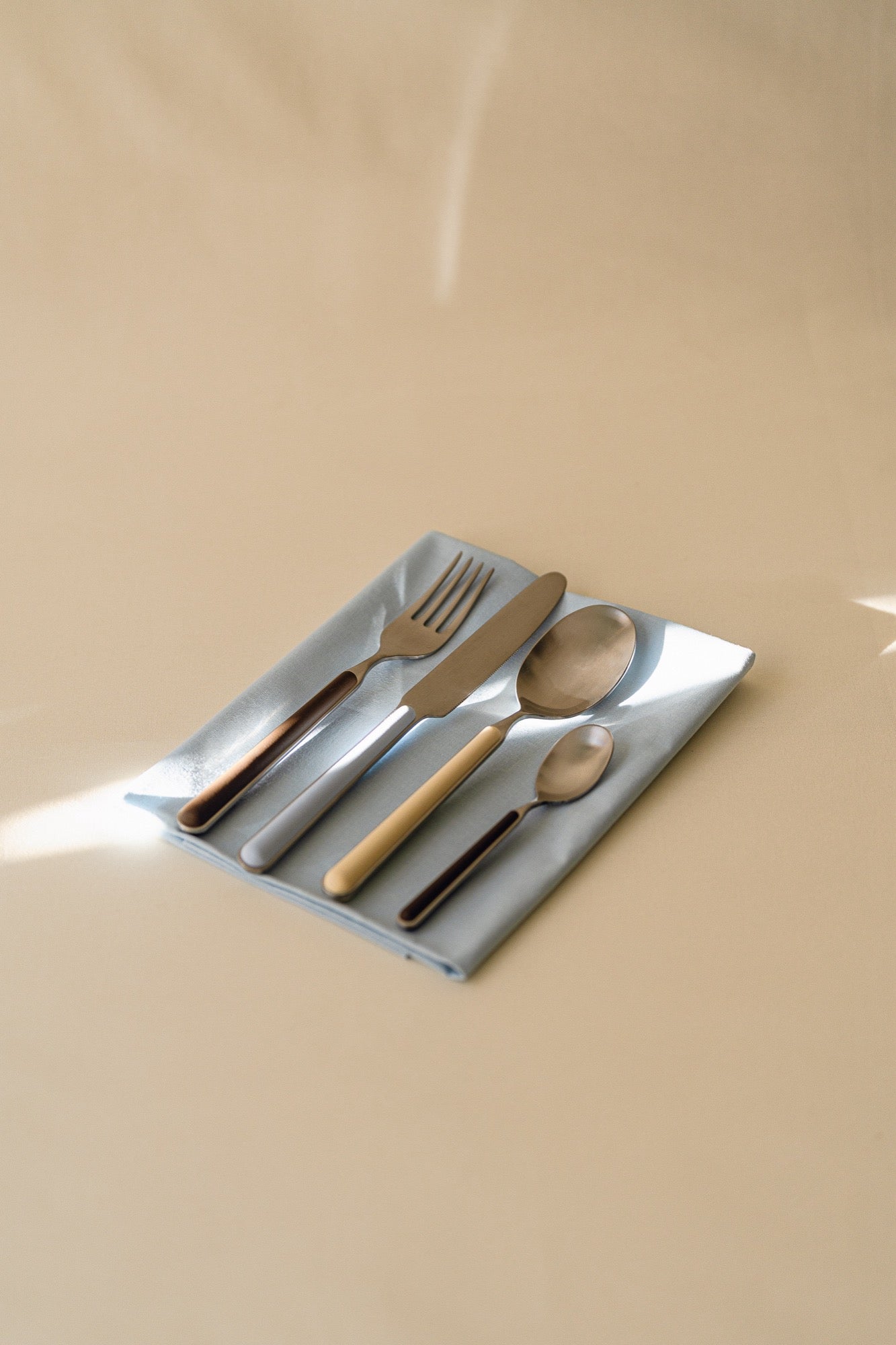 Set 4 Couverts Noli - 1 Personne - Butter Yellow