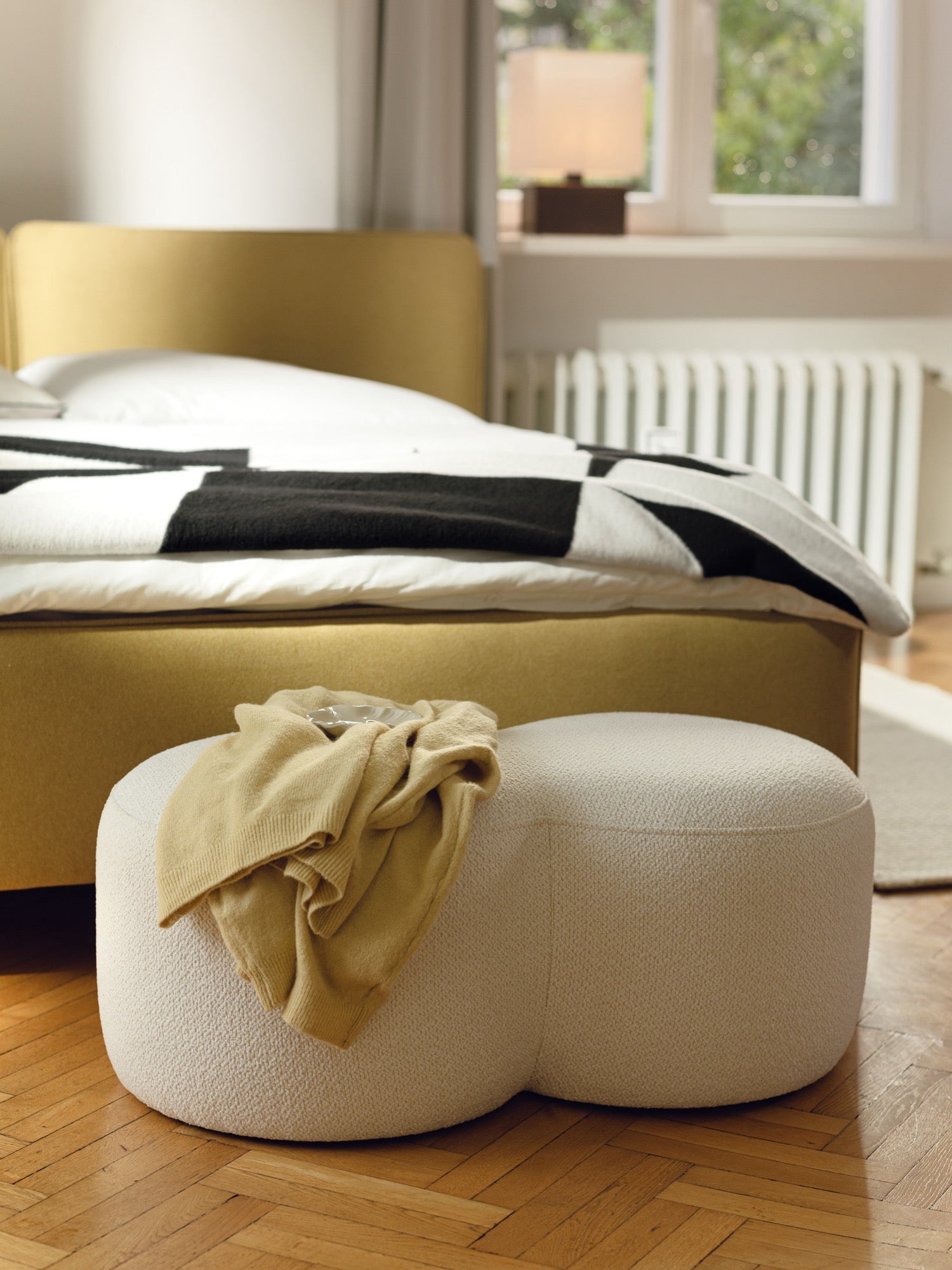 Umbo Pouffe - Cloud Beige Boucle