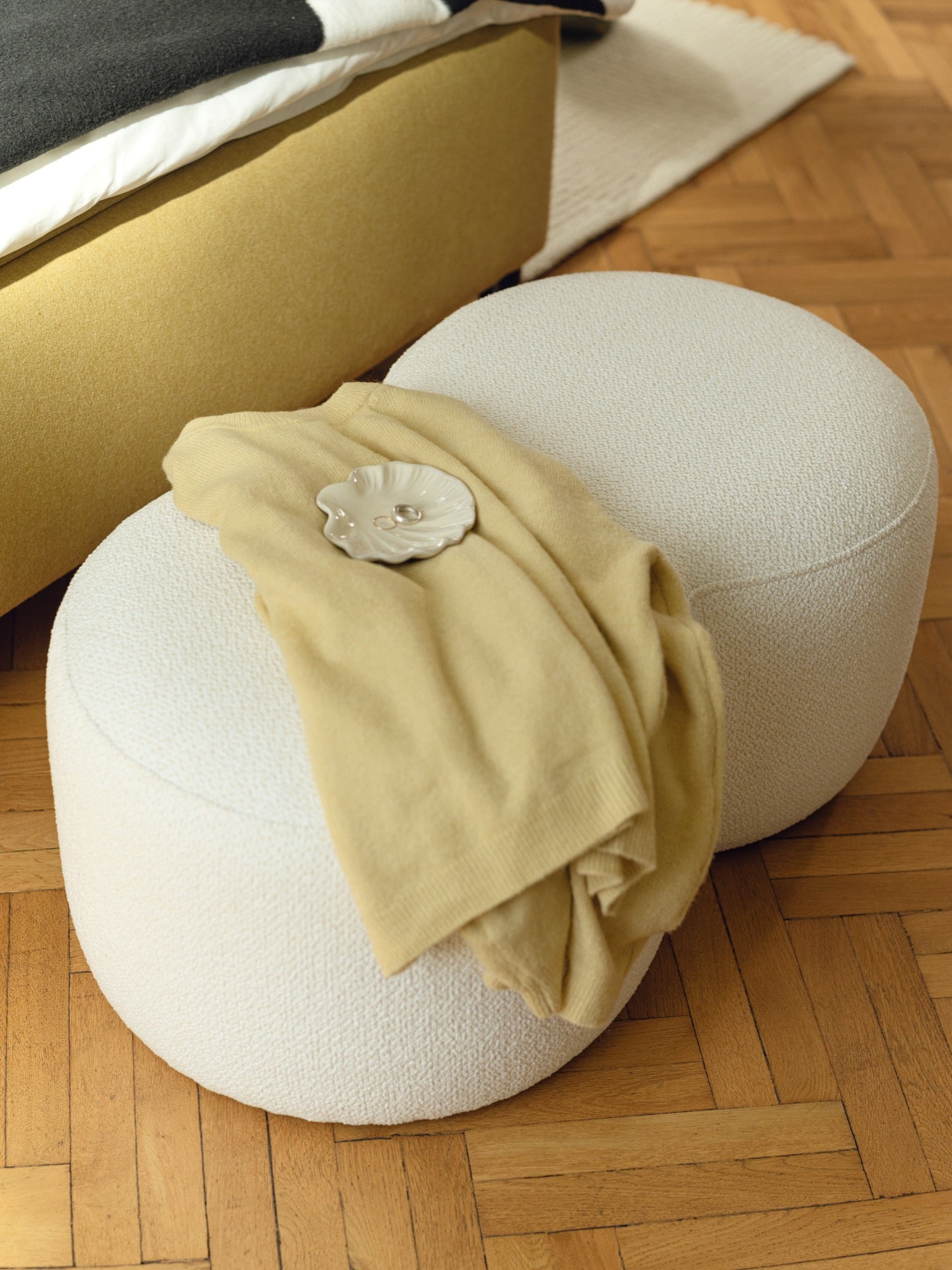 Umbo Pouffe - Cloud Beige Boucle