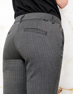 Pantalón pitillo Lizzy Fancy - Rayas grises plateadas - Mujer